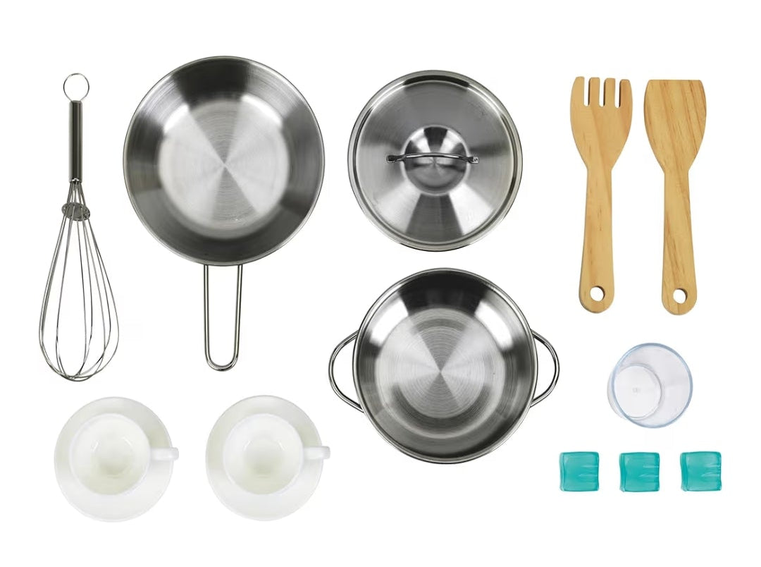 Miele Family Kitchen I Wood kitchen with stove including light and sound function, microwave and refrigerator with ice cube dispenser (licensed)